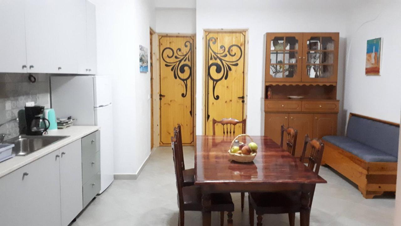 Despina garden view Appartement Agia Galini Buitenkant foto