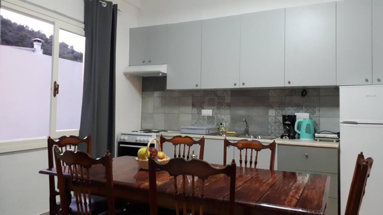 Despina garden view Appartement Agia Galini Buitenkant foto