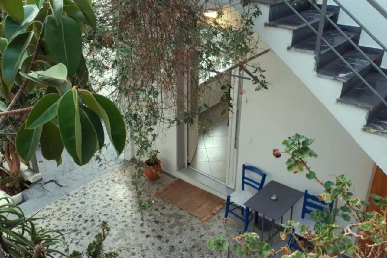 Despina garden view Appartement Agia Galini Buitenkant foto